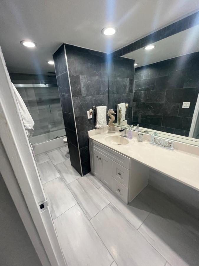 Ocean View Hollywood Apartment Luaran gambar